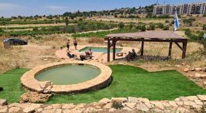 מעיין עין הבנים צילום: כרמי צור חדשות