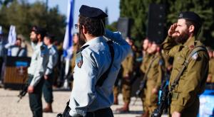 חיילים וקצינים מחטיבת חשמונאים צילום: Jonathan Shaul,Flash90 חדשות