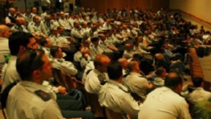 טענה: במסווה של קבלת האחר, צה"ל מאפשר החדרת מסרים להט"בים שנויים במחלוקת