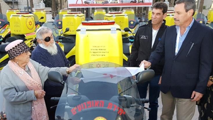 23 שנה להירצחו: משפחתו של נחשון וקסמן תרמה אופנוע למד"א