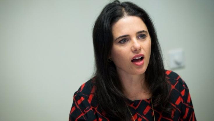 "חפשו פראיירית אחרת": כשסניף מרצ בתל אביב הסתבך עם איילת שקד