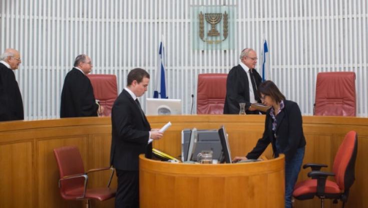 הצעות חוק מימין: החלת הריבונות ביו"ש והגבלות על בית המשפט