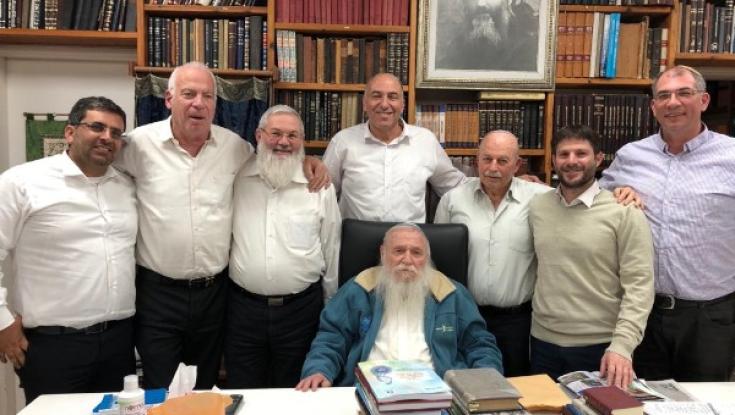 הבית היהודי צריך אישה יפה