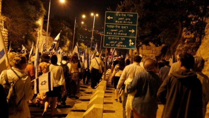 בפעם ה-24 אלפי יהודים הקיפו את חומות העיר העתיקה