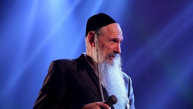 צפו: למה נטש מרדכי בן דוד את ההופעה באמצע?