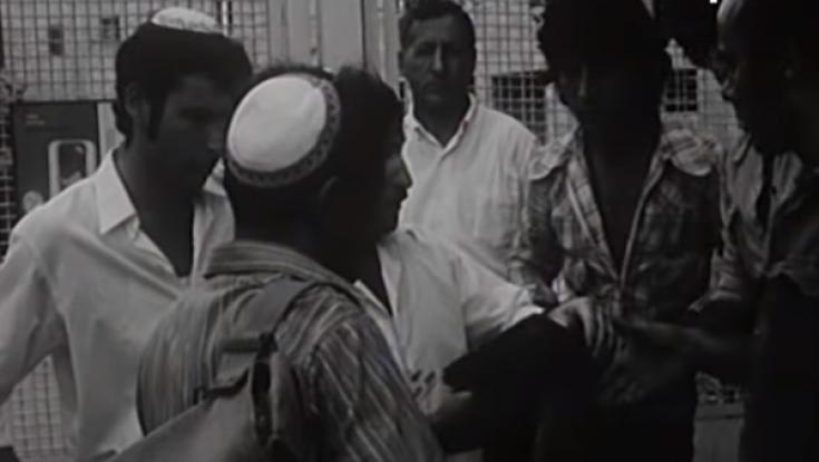 צפו: מבית הכנסת לשדה הקרב