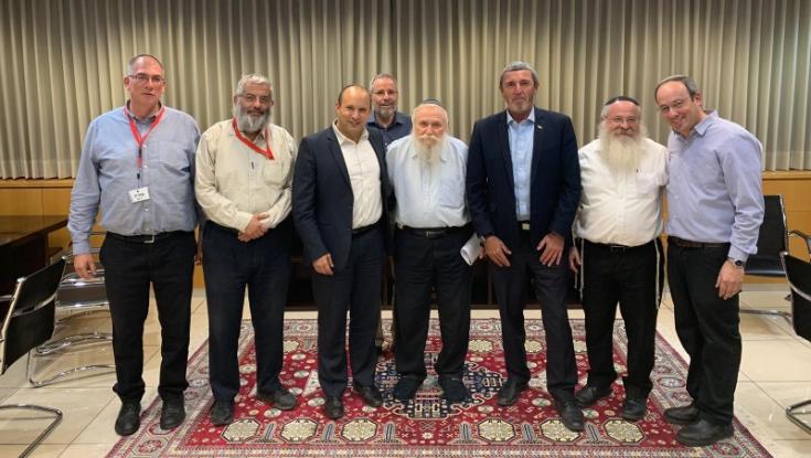 שיתוף פעולה: השרים בנט ופרץ נפגשו עם הרב דרוקמן וראשי איגוד ישיבות ההסדר
