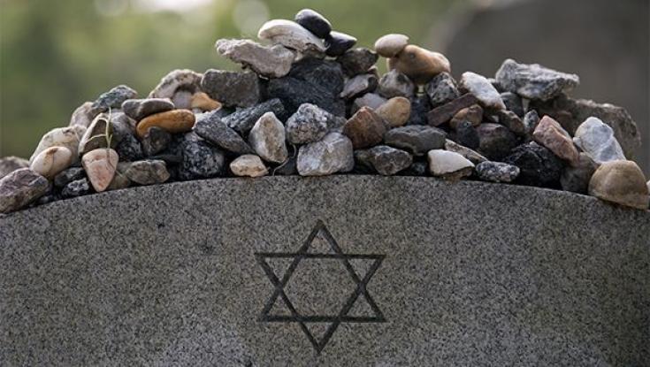 האנטישמיות בעולם מתחילה בתקשורת 