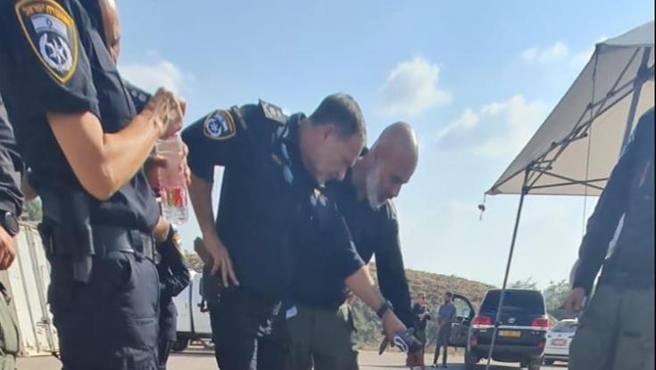 המפכ"ל: "העולם כולו צריך לראות ולהראות את הנשק שתפסנו"  - צפו בתמונות הנשק