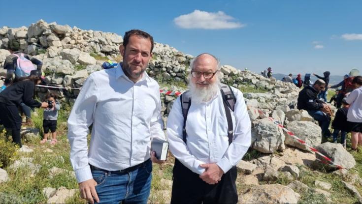 למעלה מ-80,000 מטיילים בחג בשומרון. אלפים היום ב"פסטיבל עיבל"
