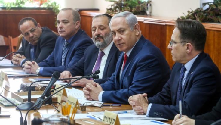 מחכים לנתניהו: הקבינט המדיני-בטחוני טרם התכנס