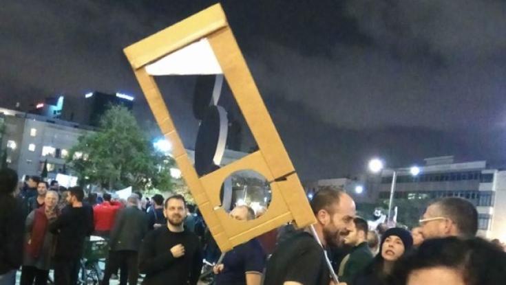 "הגיליוטינה, הסתה לרצח ראש הממשלה"