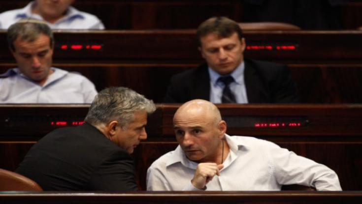 דווקא כשלפיד הגיע לשיא, שלח החליט לרשת אותו