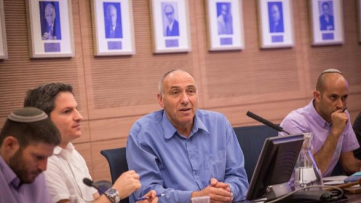 "מחבל": עימות סוער בין מוטי יוגב לאחמד טיבי