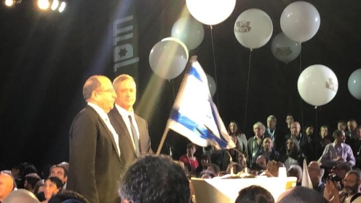 גנץ על שותפו החדש: "יעלון היה מפקדי בעבר. עכשיו, שותף מרכזי"