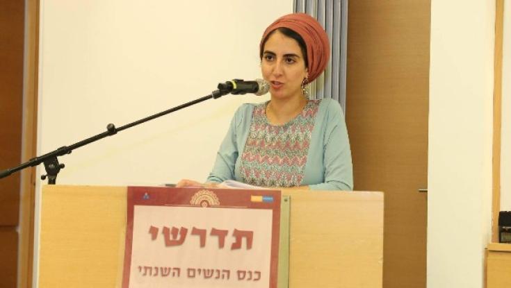 מדוע נשים פמיניסטיות כל כך זקוקות לאישורם של הגברים?