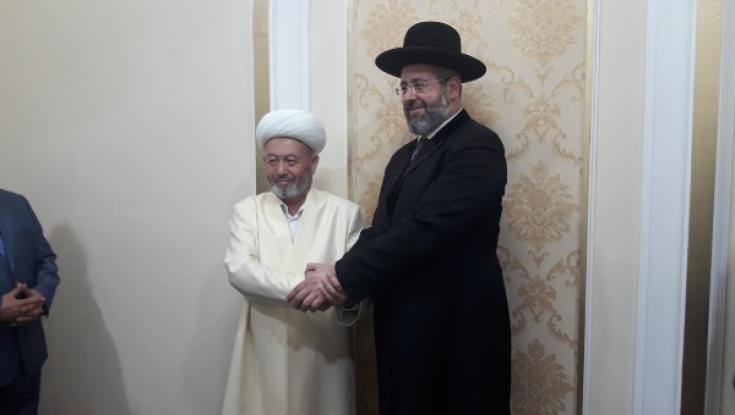 הרב לאו ביקש ואוזבקיסטן תשפץ קברי ניצולי שואה