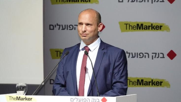 בנט: "לא שוללים חירותו של אדם בסמס מבדח"