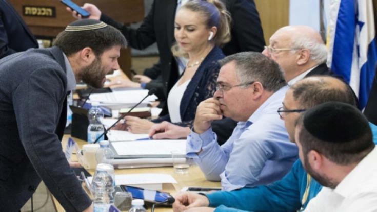 ביטן נגד סמוטריץ': "המנהיגות היחידה שלו זה נוער הגבעות"
