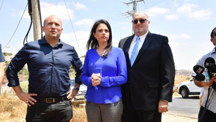 שקד: "אם בליכוד ימשיכו לתקוף אותנו זה אומר שפניהם לממשלת שמאל"