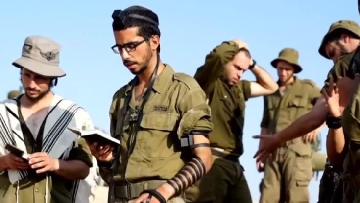 "אבא קיבל שוק, אמא אמרה: לא נורא אני אתך'" - הצנחנים החרדים נחשפים