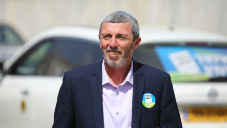 "הוציא חצי מגזר החוצה": הרב פרץ סירב לדבר עם תלמידות מדרשה לקראת גיוס