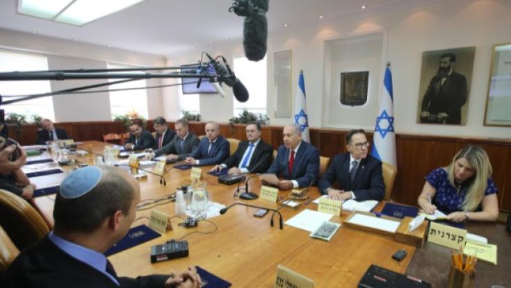 כמה מכם יצביעו למועמד שלא עובר מסך?