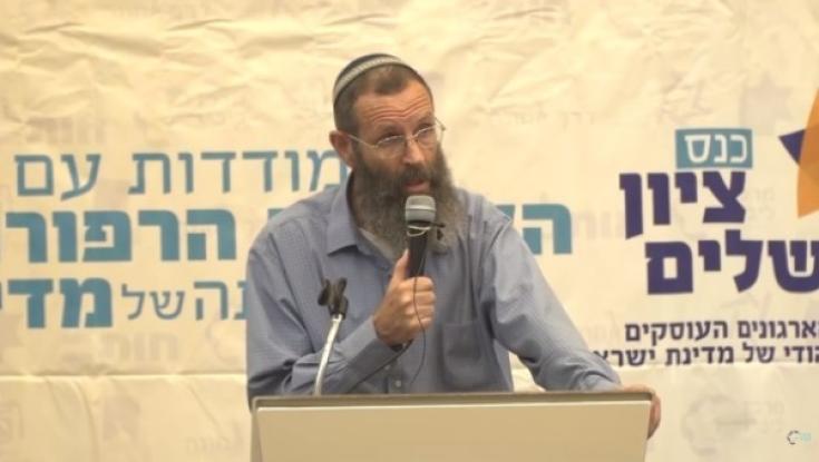 הרב לוינשטיין מאשים: "קצין דתי שיסרב לשרת בגדוד מעורב - יפלט מהצבא"