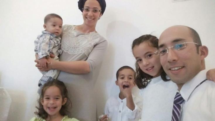 אלמנת הנרצח: לא מבינה מה מעכב את נתניהו"