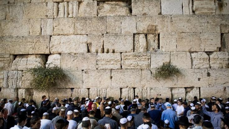 רבנים לרה"מ נתניהו: "עצור מיד את שיפוץ הרחבה הדרומית לרפורמים" 