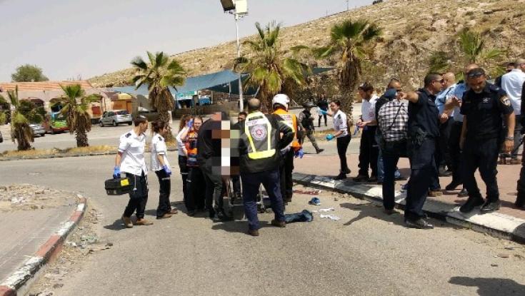 חשד לפיגוע דקירה במישור אדומים