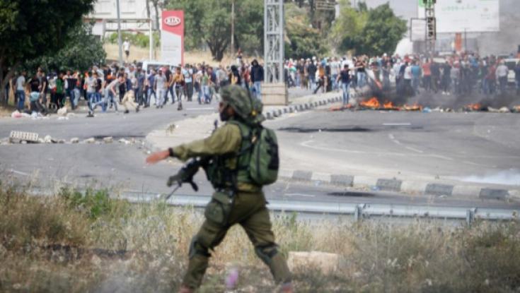 הלווייתם של שלושת המחבלים: אלפי פלשתינים קוראים למרד