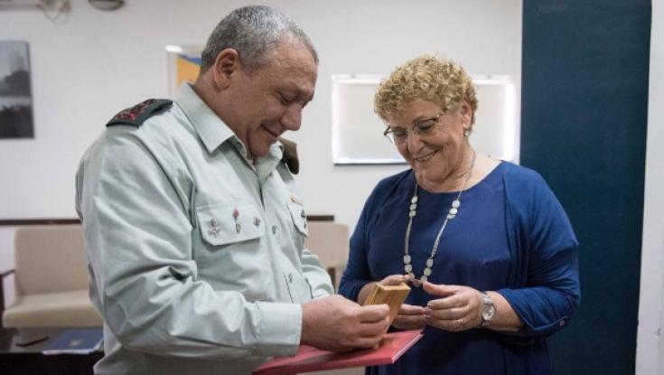 הרמטכ"ל למרים פרץ: "כל עם ישראל מתרגש איתך"