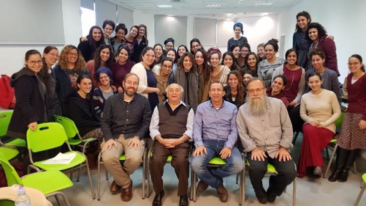 מעורר השראה: מפגש מרגש בין סטודנטיות לניצול שואה