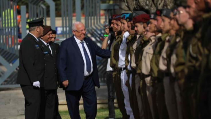 בטקס מיוחד: הנשיא הצדיע לחיילים מצטיינים