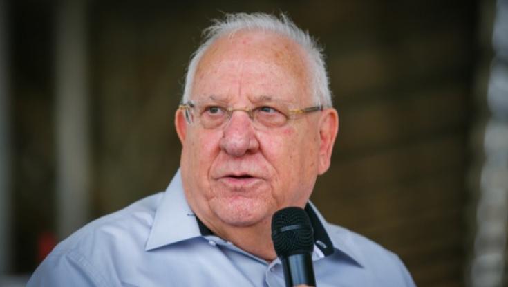 חי מבית הנשיא: זיכרון בסלון