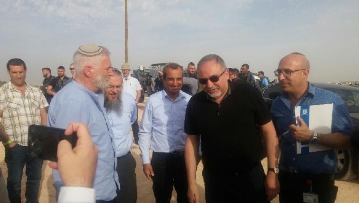 נתיב האבות: ליברמן הניח אבן פינה - התושבים דורשים תוצאות 