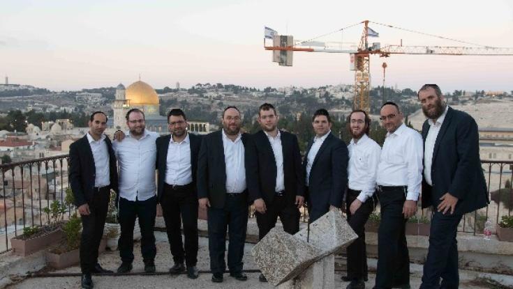 האזינו: סינגל משותף לשדרני הרדיו - "שנה טובה"
