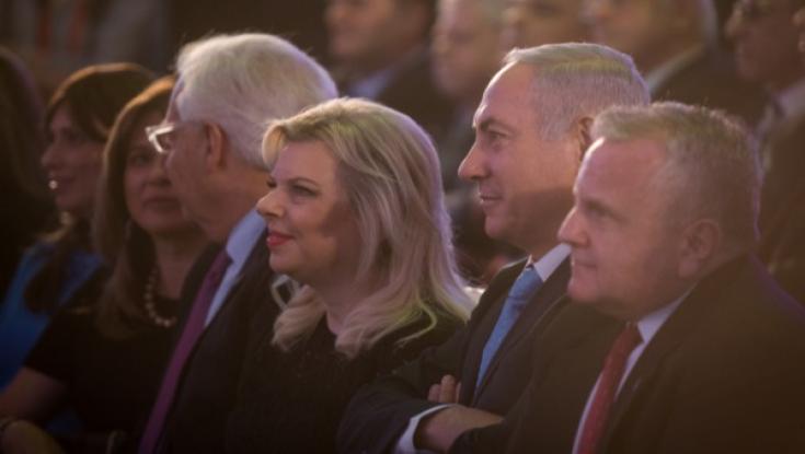 דיווח: שרה נתניהו ביקשה לאסוף חומר מכפיש על בנט
