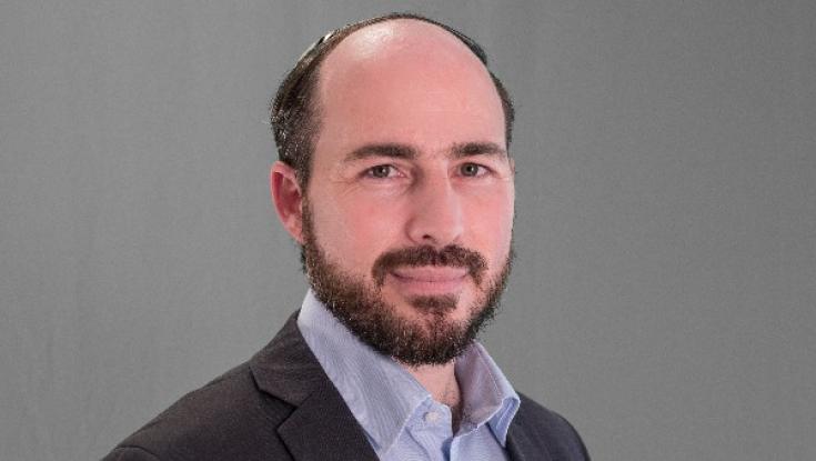 בעקבות העדויות על פגיעות מיניות באולפנות - צריך לאסור על גברים ללמד בנות?
