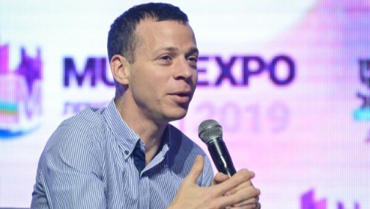 עמית סגל: "למה לאפשר לעם של תומכי דעא"ש אוכל ודלק?"