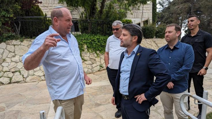 שר האוצר בצלאל סמוטריץ בסיור בגוש עציון: נביא לשגשוגו של הגוש