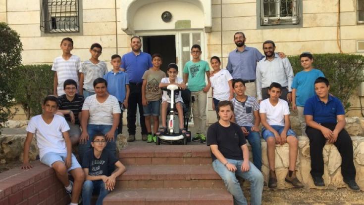 בזכות החברים: החופש של חננאל יהיה הרבה יותר טוב