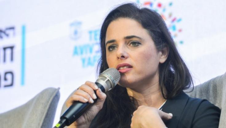 השב"כ הזהיר את איילת שקד מהאזנות לטלפון הנייד שלה