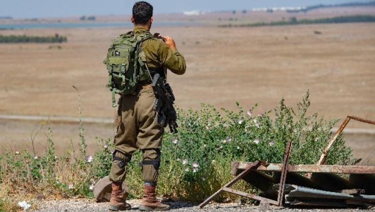 "רק בישראל ברירת המחדל זה לעצור חיילים"