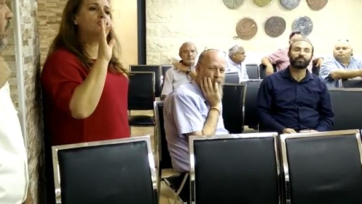 פעילים מרכזיים בבית היהודי ארגנו כנס סודי שמטרתו: התנגדות לשקד ובנט