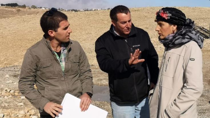 "מקימים מדינה פלסטינית מתחת לאף של ישראל"