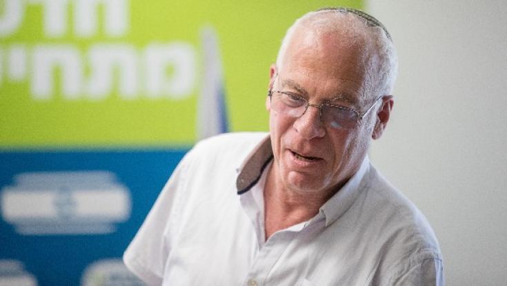 השר אורי אריאל: סגירת נציגות אש"ף - מתנה לשנה החדשה