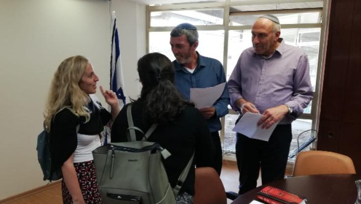 ח"כ יוגב הגיש דרישה לדיון מיוחד בנוגע לסגירת הוסטלים
