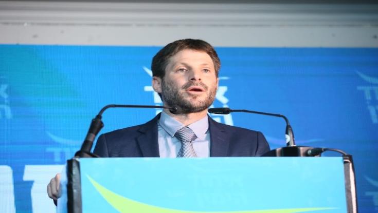 יחימוביץ' נגד סמוטריץ':  "זה מועמד לתיק המשפטים או החינוך, לא שיכור שממלמל חזונות ברחוב"
